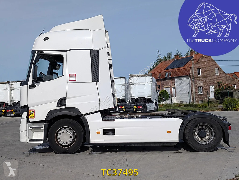 جرار Renault T 480