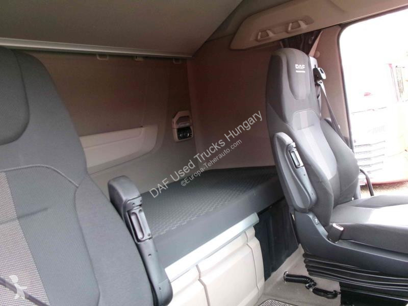 جرار DAF XG  FT 4X2