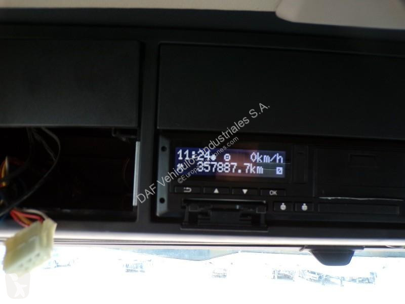 جرار DAF XG  FT 4X2