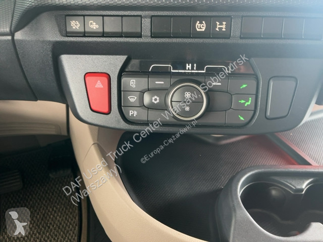 جرار DAF XG  FT 4X2