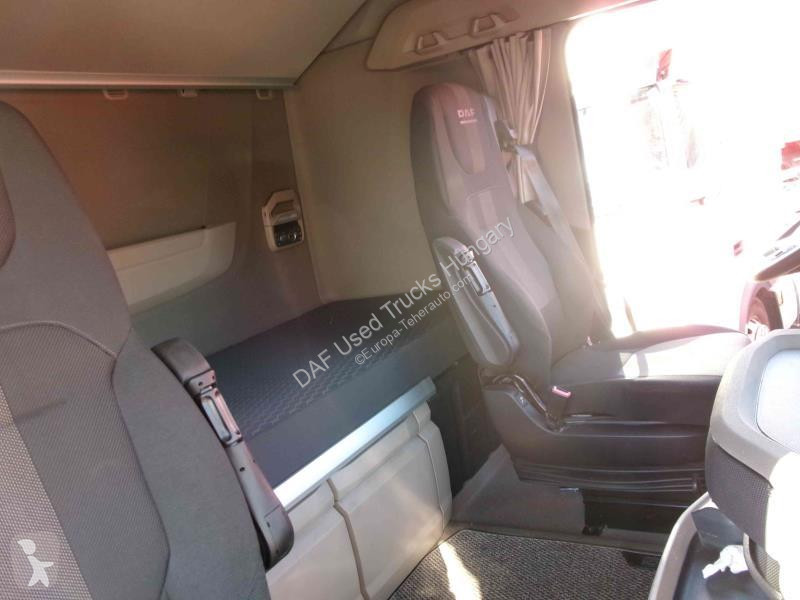 جرار DAF XG  FT 4X2