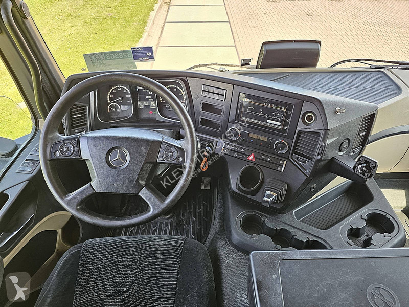 جرار Mercedes ACTROS 1843