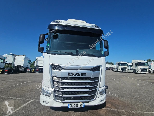 جرار DAF XG  FT 4X2