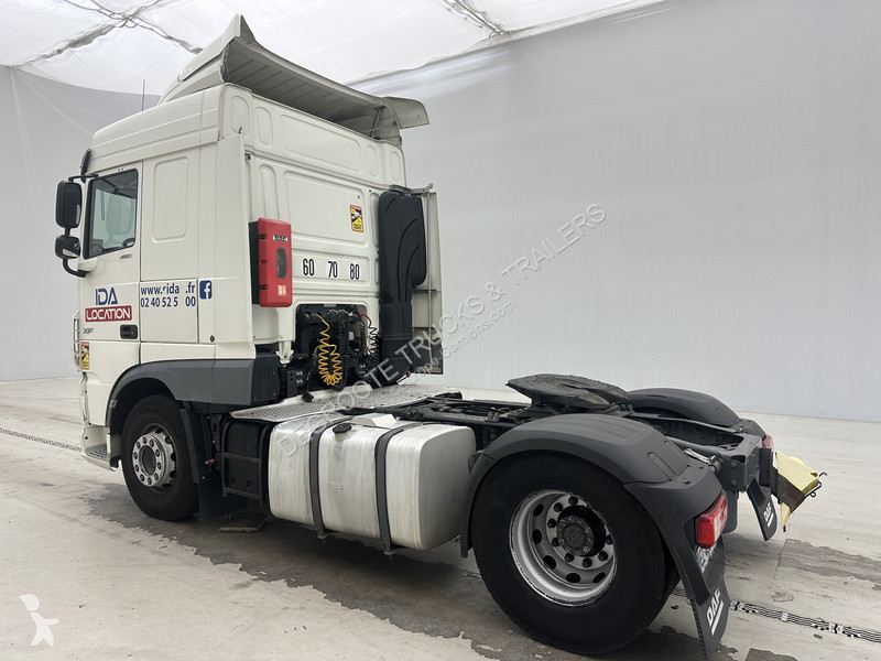Тягач DAF XF  Space Cab