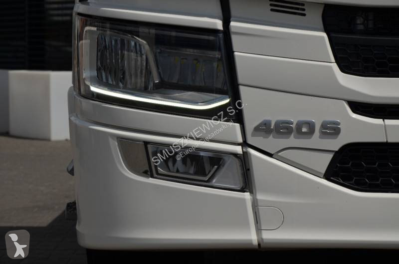 Влекач Scania
