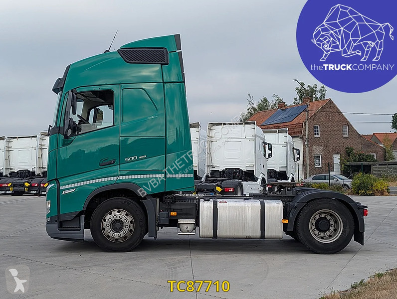جرار Volvo 500