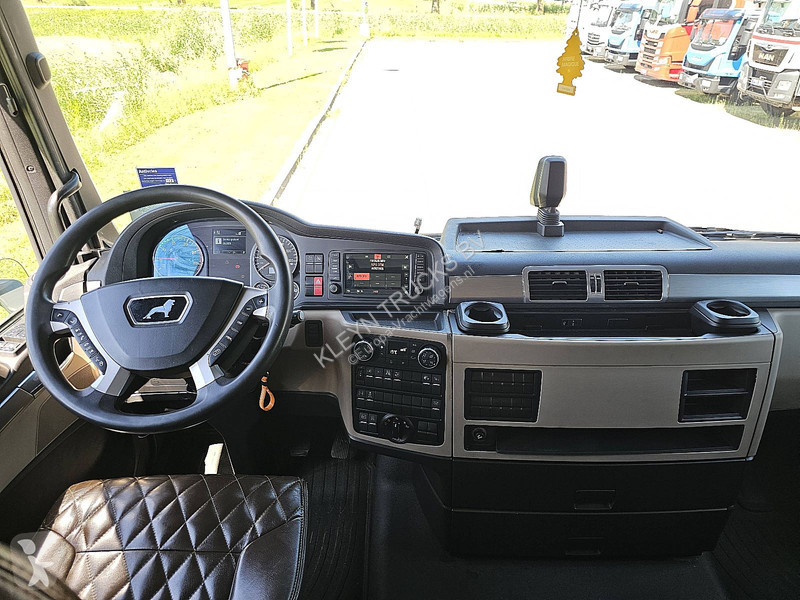 Tracteur MAN 18.470