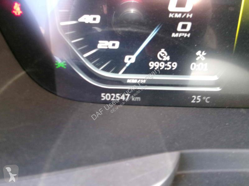 جرار DAF + 530 FT 4X2