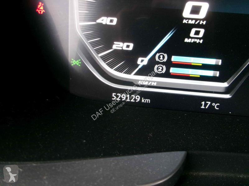 جرار DAF + 530 FT 4X2