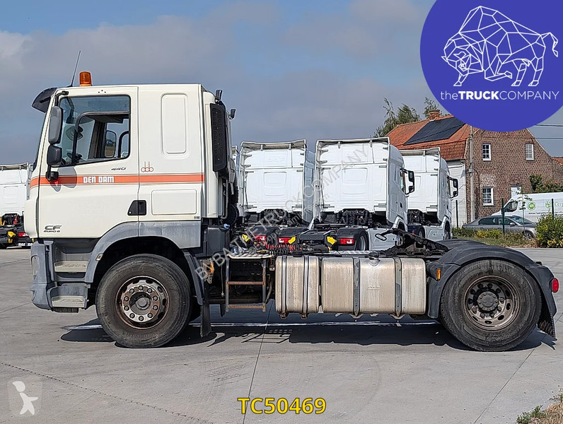 جرار DAF 440