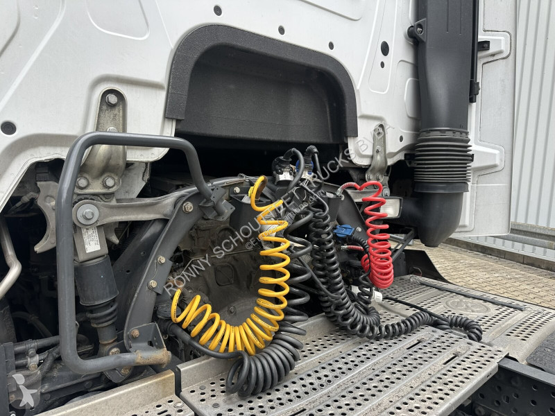 جرار Mercedes Actros 1845 LS 4x2 Actros 1845 LS...