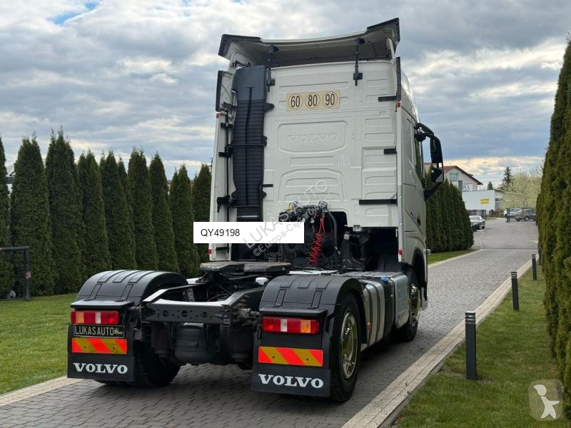 Влекач Volvo FH 500