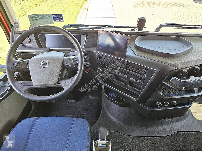 جرار Volvo 500 Globetrotter