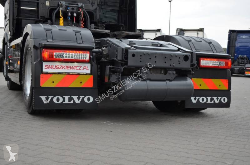 جرار Volvo