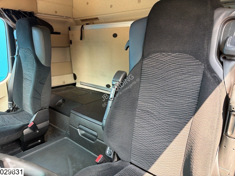 جرار Mercedes 1845 EURO 6d
