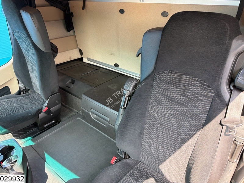 جرار Mercedes 1845 EURO 6d