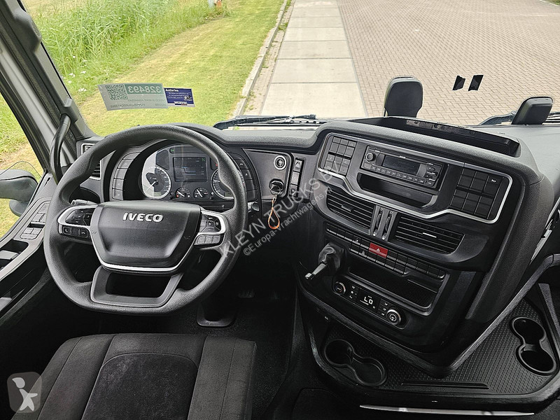 جرار Iveco AS440S49