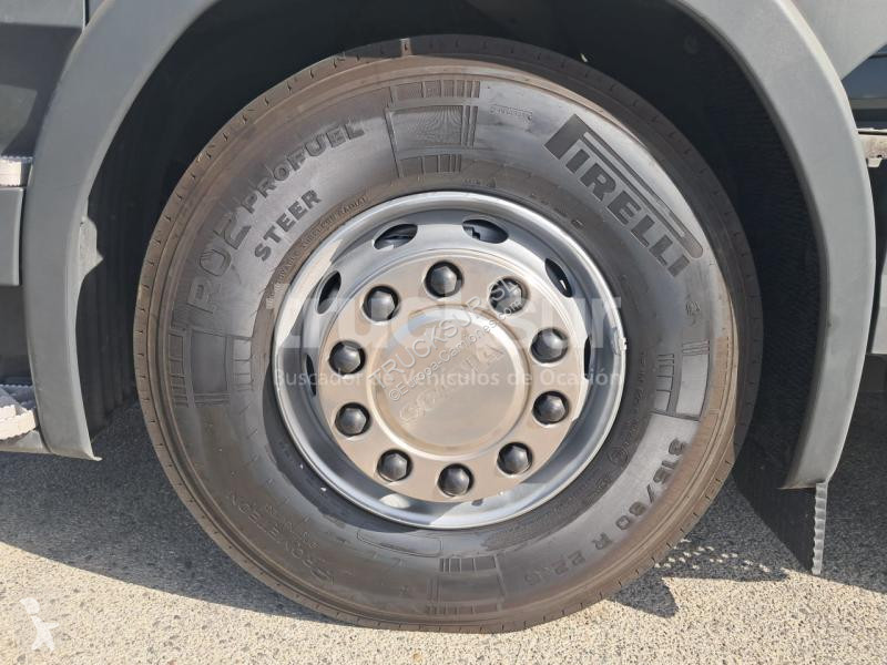 جرار Scania