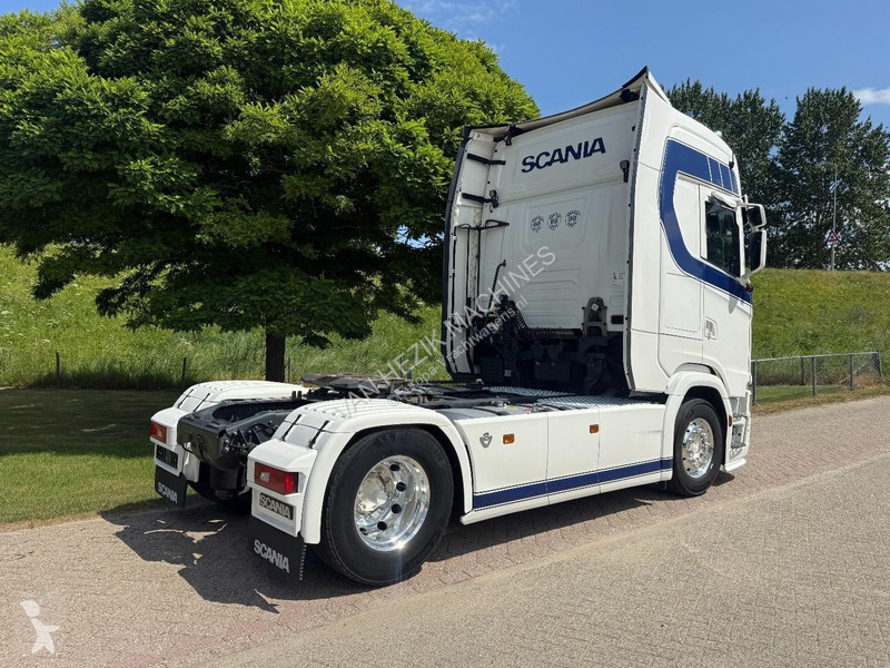 جرار Scania 520 full-air retarder