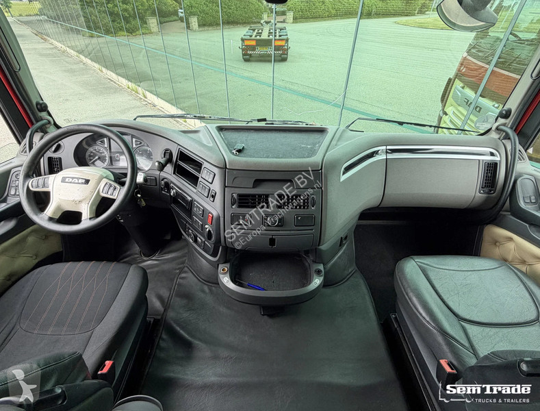 Trekker DAF 430 FT MX13 SPACE CAB PARK AIRCO...