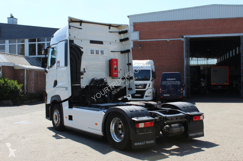 جرار Renault   T520 Retarder High-Sleeper LED 2...
