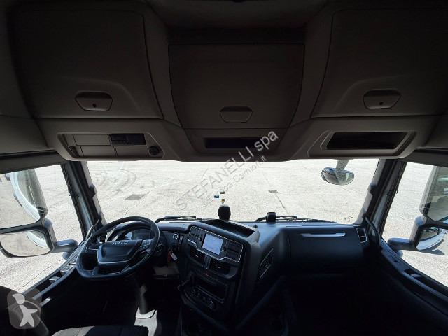 جرار Iveco S-WAY MY 19 AS440S51T/P