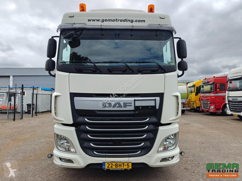 جرار DAF FTG 6x2/4 Space Cab Euro 6A - Manual...