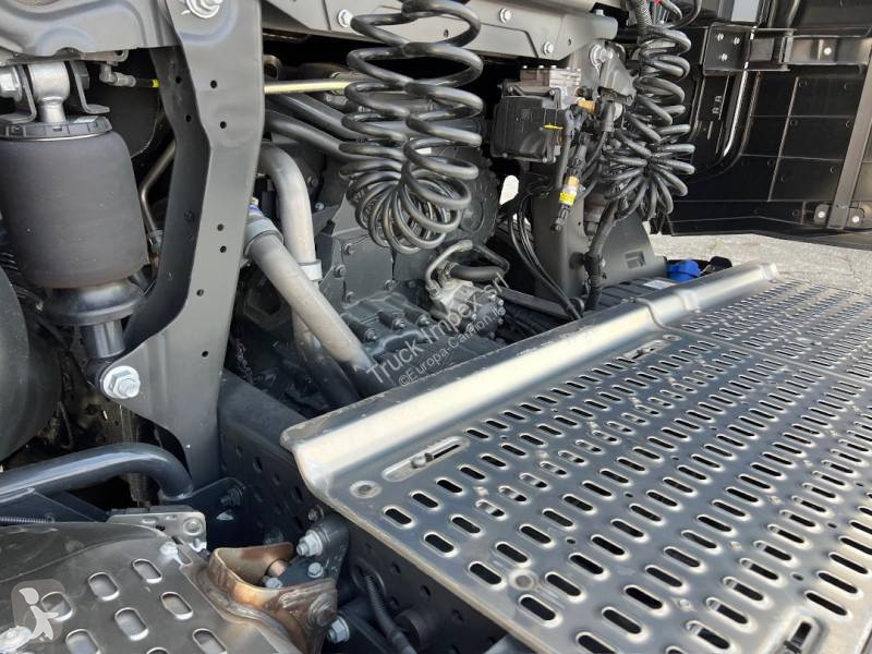 جرار Iveco