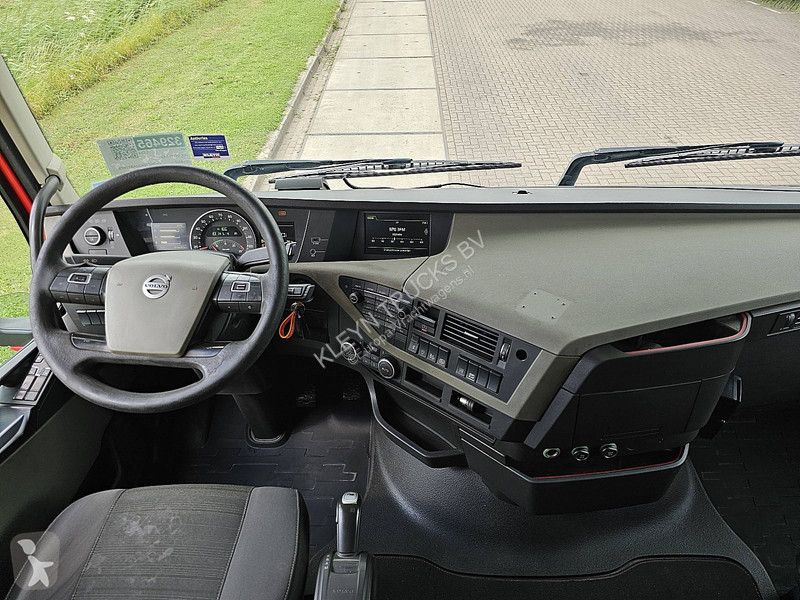 جرار Volvo 420 LNG GAS