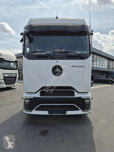 Trekker Mercedes 1845 LS