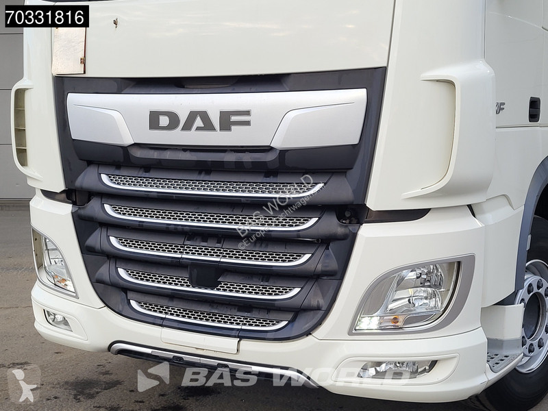 Trekker DAF XF  4X2 SC 2x Tanks ACC