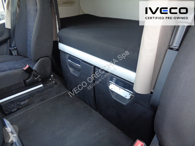 جرار Iveco S-WAY AS440S49T/P