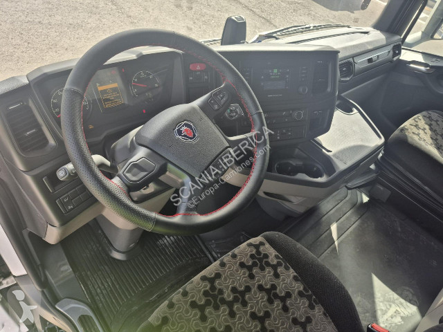 جرار Scania S 500 A4x2NA