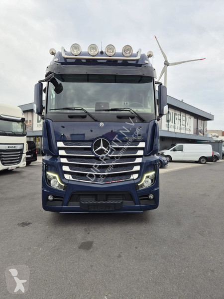 Trekker Mercedes 1851 with Retarder