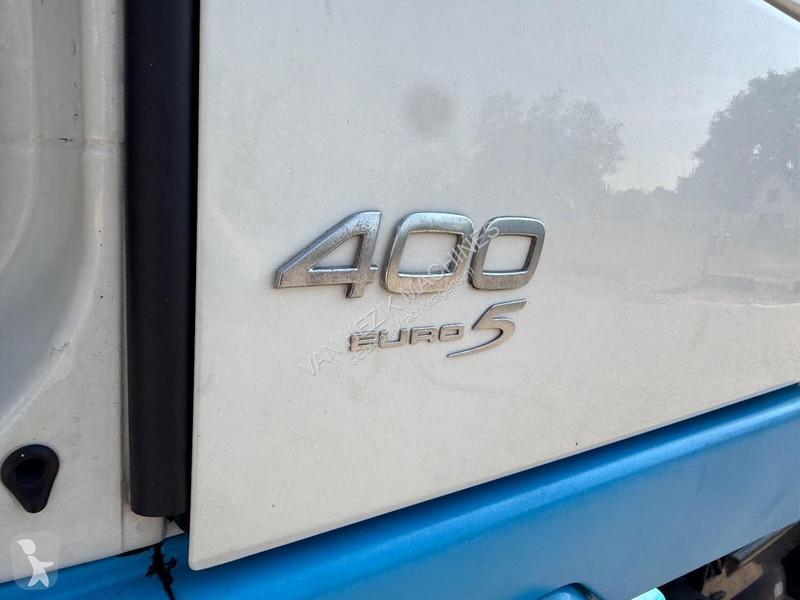 جرار Volvo 400 4X2 EUR0 5