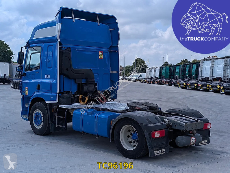 جرار DAF 440