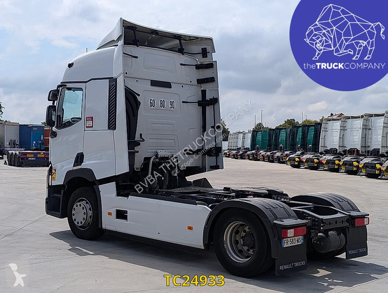 جرار Renault T 460