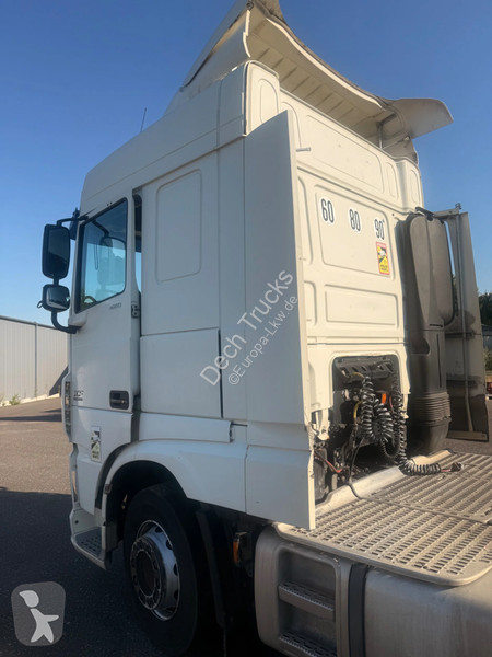 جرار DAF 106460 4x2 space cab