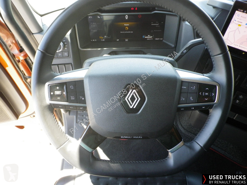 جرار Renault