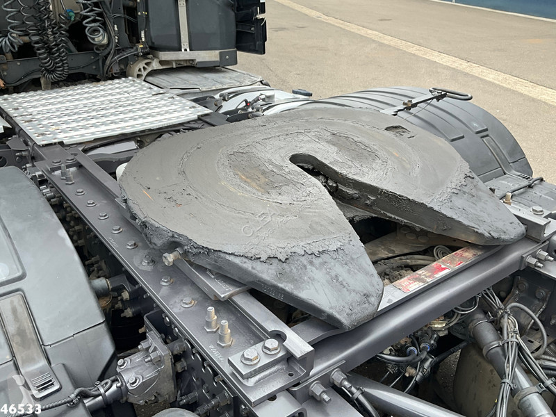 جرار Volvo 6x2 VEB+