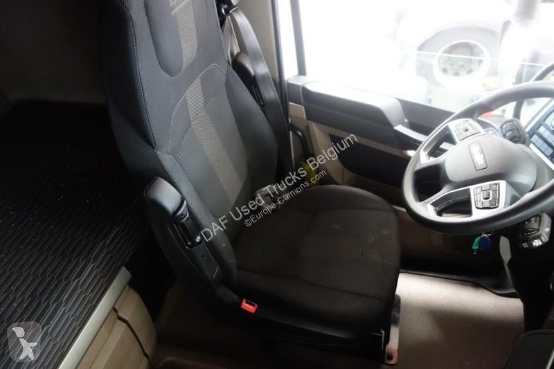 Cabeza tractora DAF XG  FT 4X2