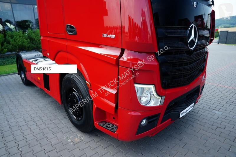Tracteur Mercedes ACTROS 1845