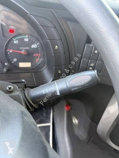 Iveco  tractor unit