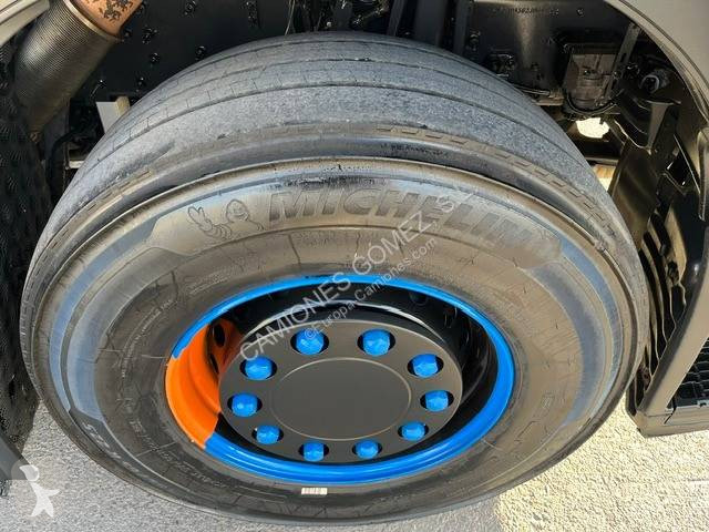 Cabeza tractora Renault