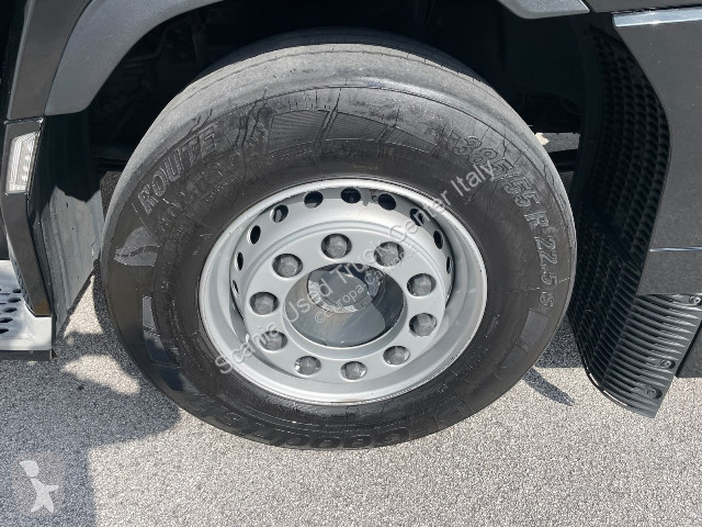 جرار DAF XG 480
