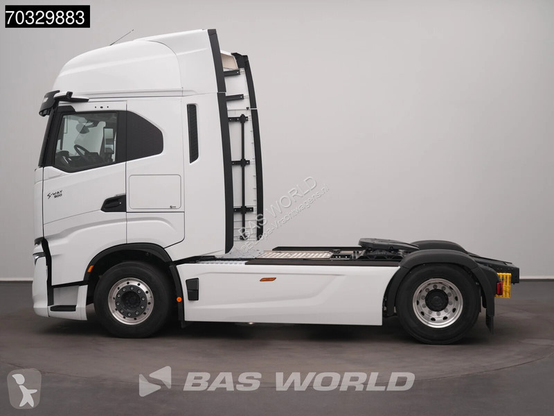 جرار Iveco S-Way 500 4X2 NEW! HPEB Parking...