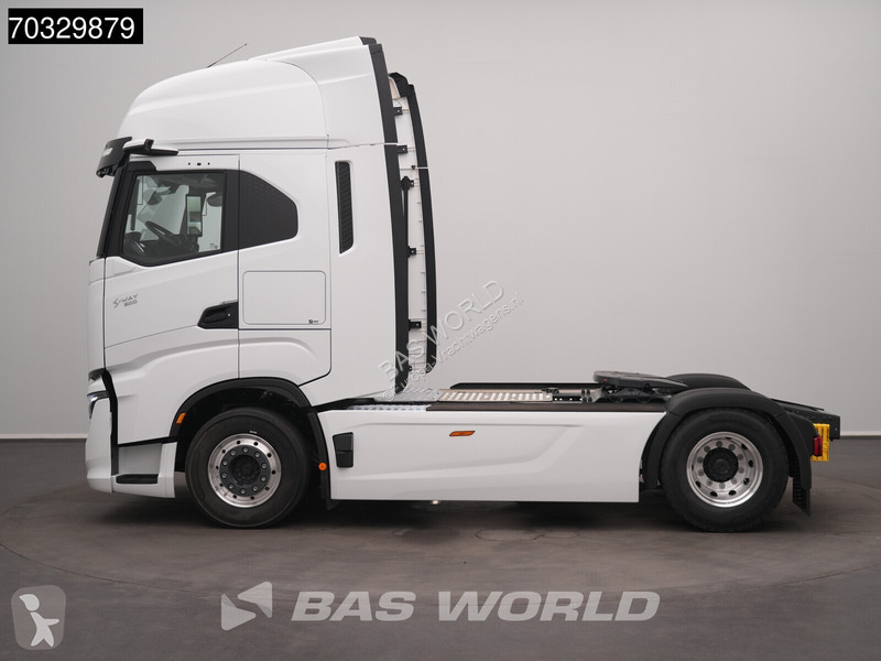 جرار Iveco S-Way 500 4X2 NEW! HPEB Parking...