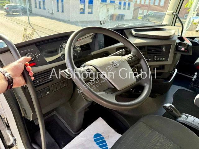 جرار Volvo 460 Globetrotter...