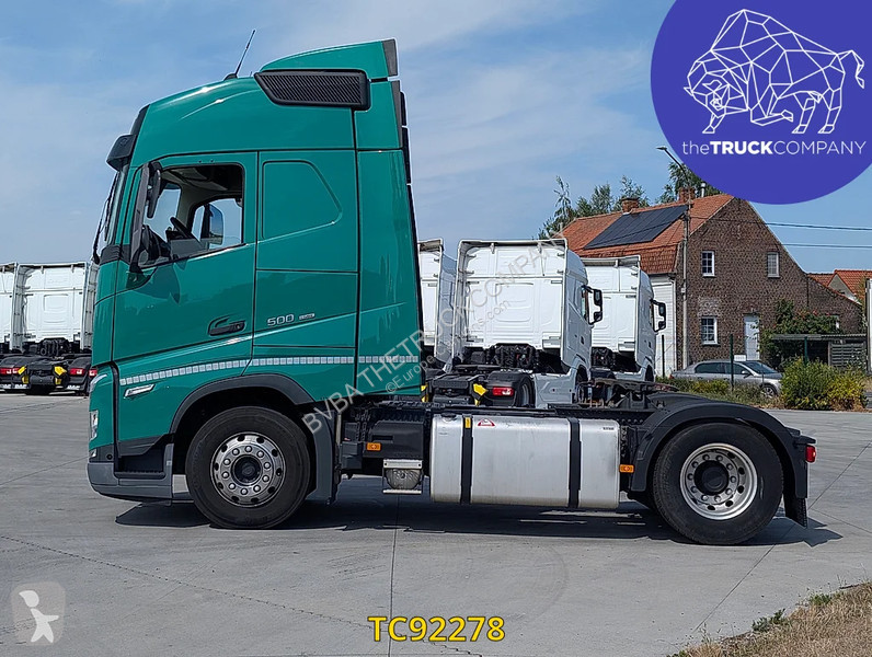جرار Volvo 500