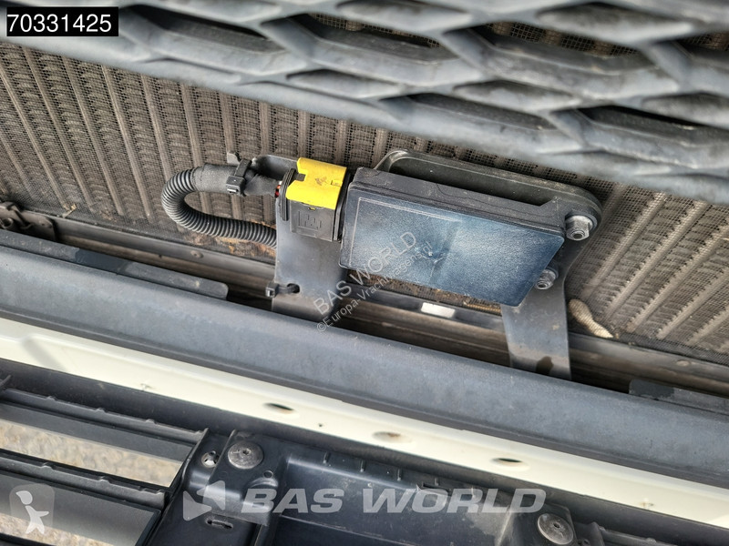 جرار Volvo 500 4X2 VEB+ 2xTanks I-ParkCool
